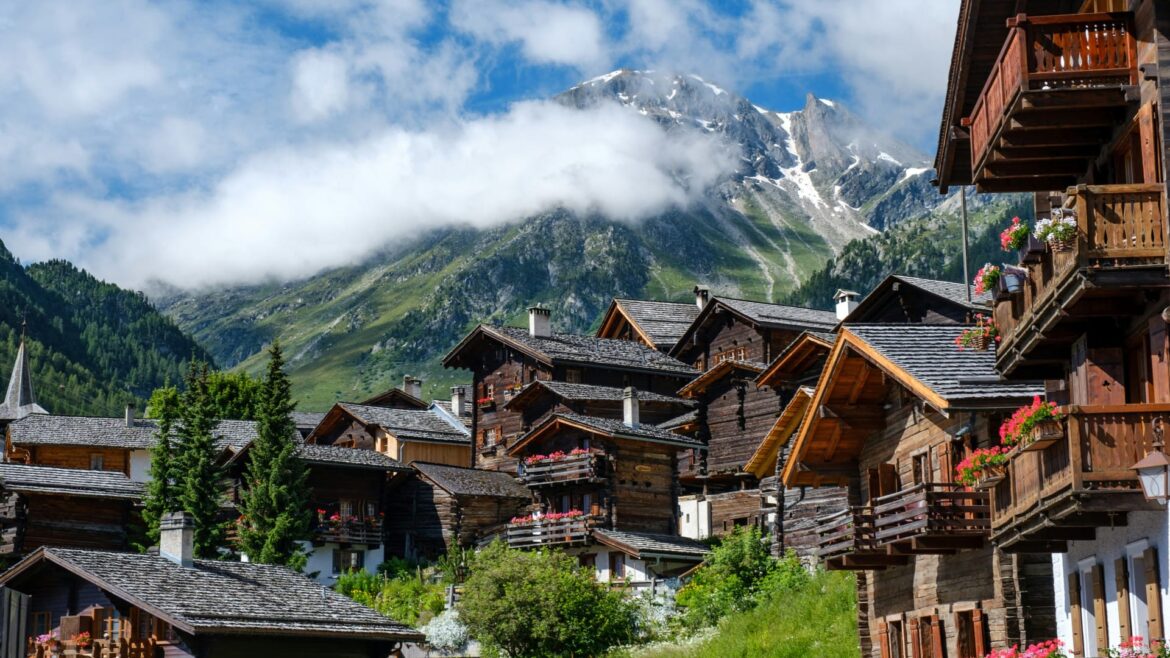 Quelles sont les étapes pour acheter une maison en Suisse ?